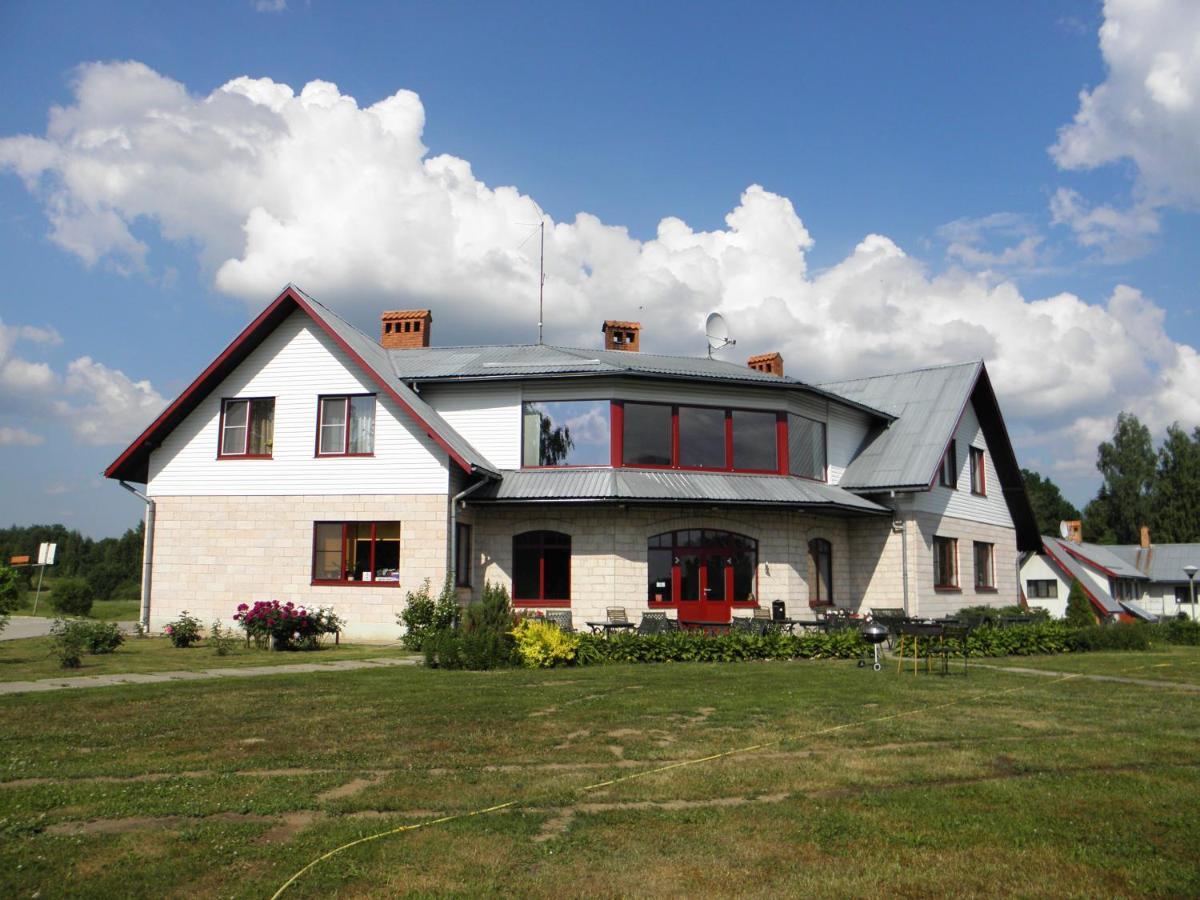 Radi Hotell Brocēni Eksteriør bilde