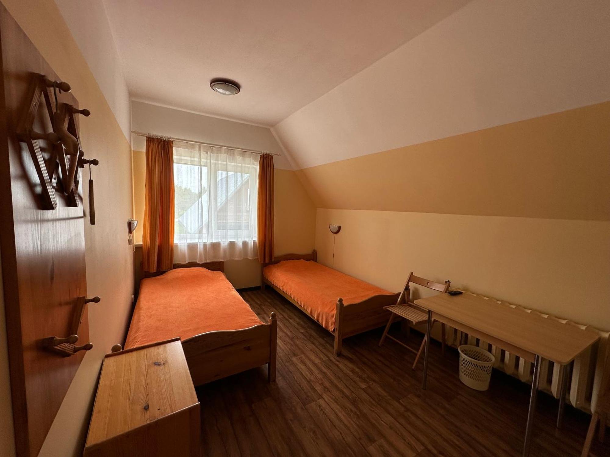 Radi Hotell Brocēni Eksteriør bilde