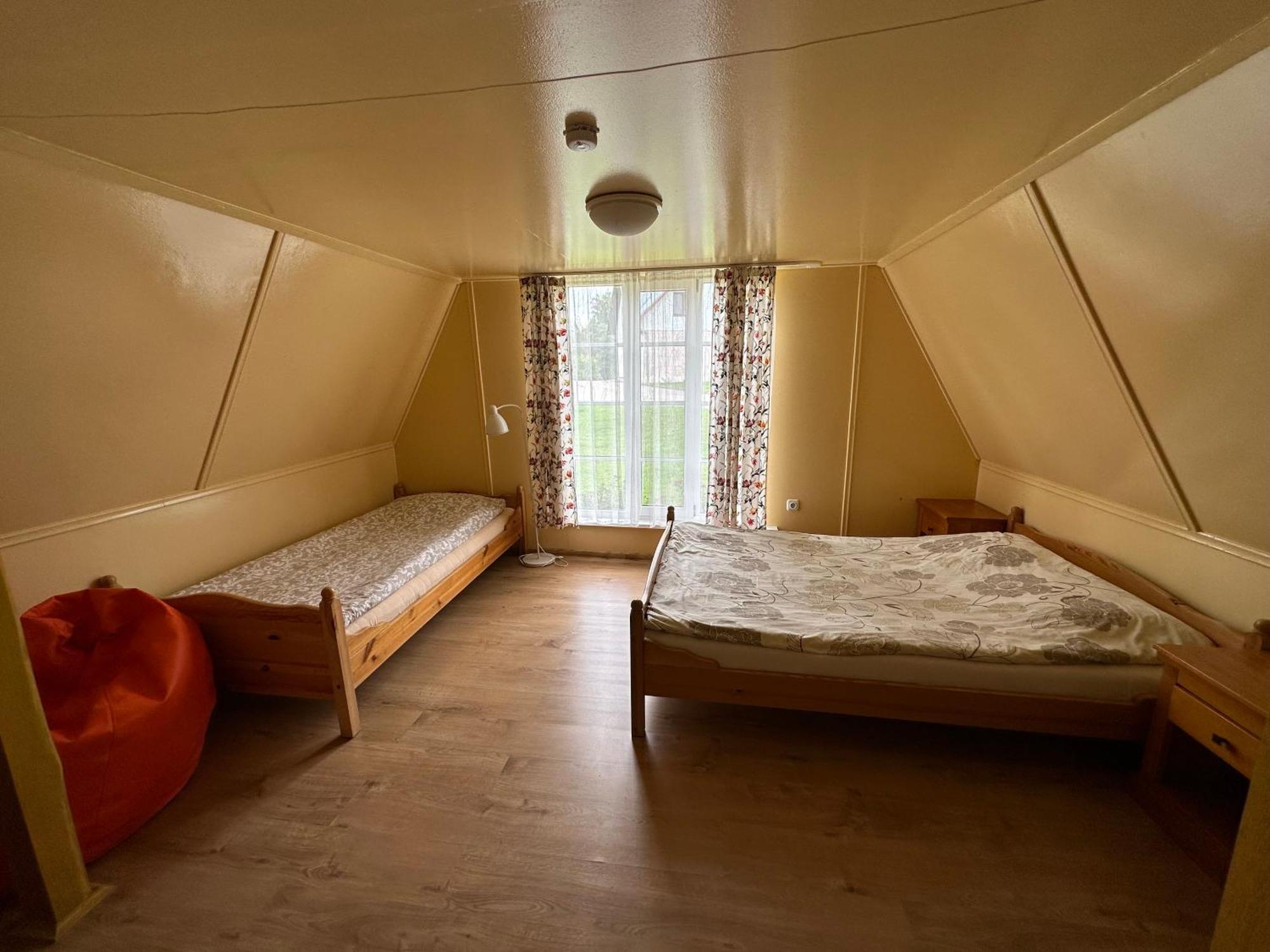 Radi Hotell Brocēni Eksteriør bilde